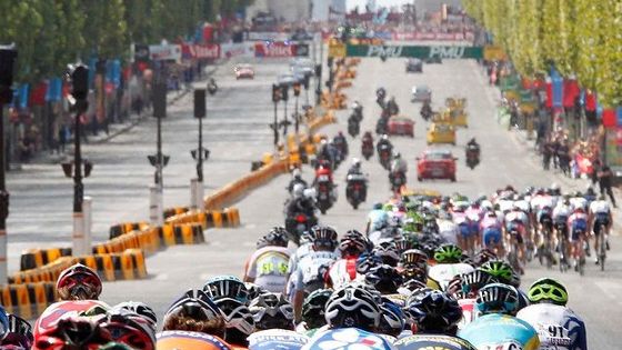 OBRAZEM Podívejte se na 50 nejkrásnějších fotek letošní Tour de France