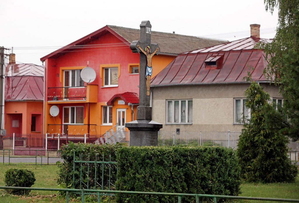 romové - Pavlovce nad Uhom