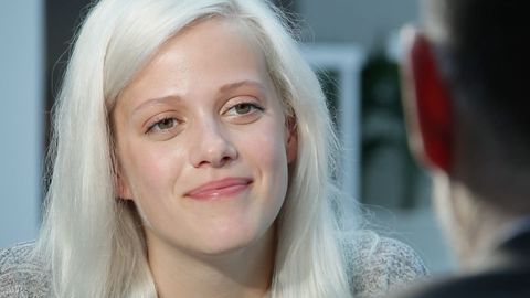 Cellistka s katanou Terezie Kovalová: Tady jsem a hraju, svůj přístup k hudbě nikomu nevnucuju