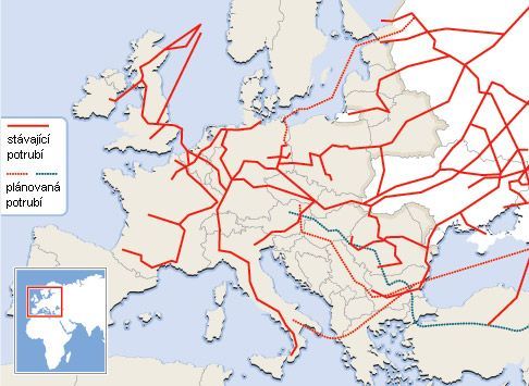 mapa potrubí plynovodu a ropovodu v Evropě