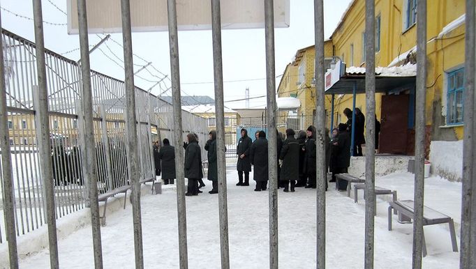 O GO WITH AFP STORY BY NICOLAS MILETITCH - (FILES) An undated picture taken in an undislosed location shows prisoners as they leave a building in a women's penal colony. If the three young women in the punk band Pussy Russian Riot in Moscow are sentenced Friday to three years in camp, as requested by the prosecutor, they will be incarcerated with thieves in dormitory rooms of a hundred people sporting a prison uniform with their names on their chest. The Russian prison system provides only one type of detention for women, the ordinary regime camp. The range is much wider for men: ordinary regime camp, strict regime, to special diet, and prison.