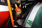 Řidičku auta po srážce s tramvají vyprošťovali hasiči