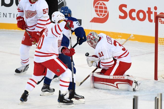 Jared Coreau (Detroit, 31), Henrik Zetterberg (Detroit, 40), Auston Matthews (Toronto, 34)