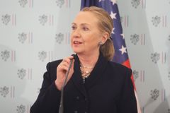 Hillary Clintonová byla hospitalizována s trombózou