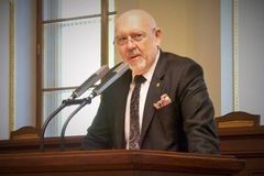 Na svobodu slova bude ve sněmovně dohlížet komunista Luzar. Chci řešit hlavně dezinformace, říká