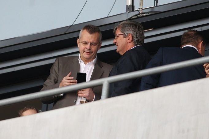 Fotbalové derby Slavia vs. Sparta (Jaroslav Tvrdík, Miroslav Jansta)