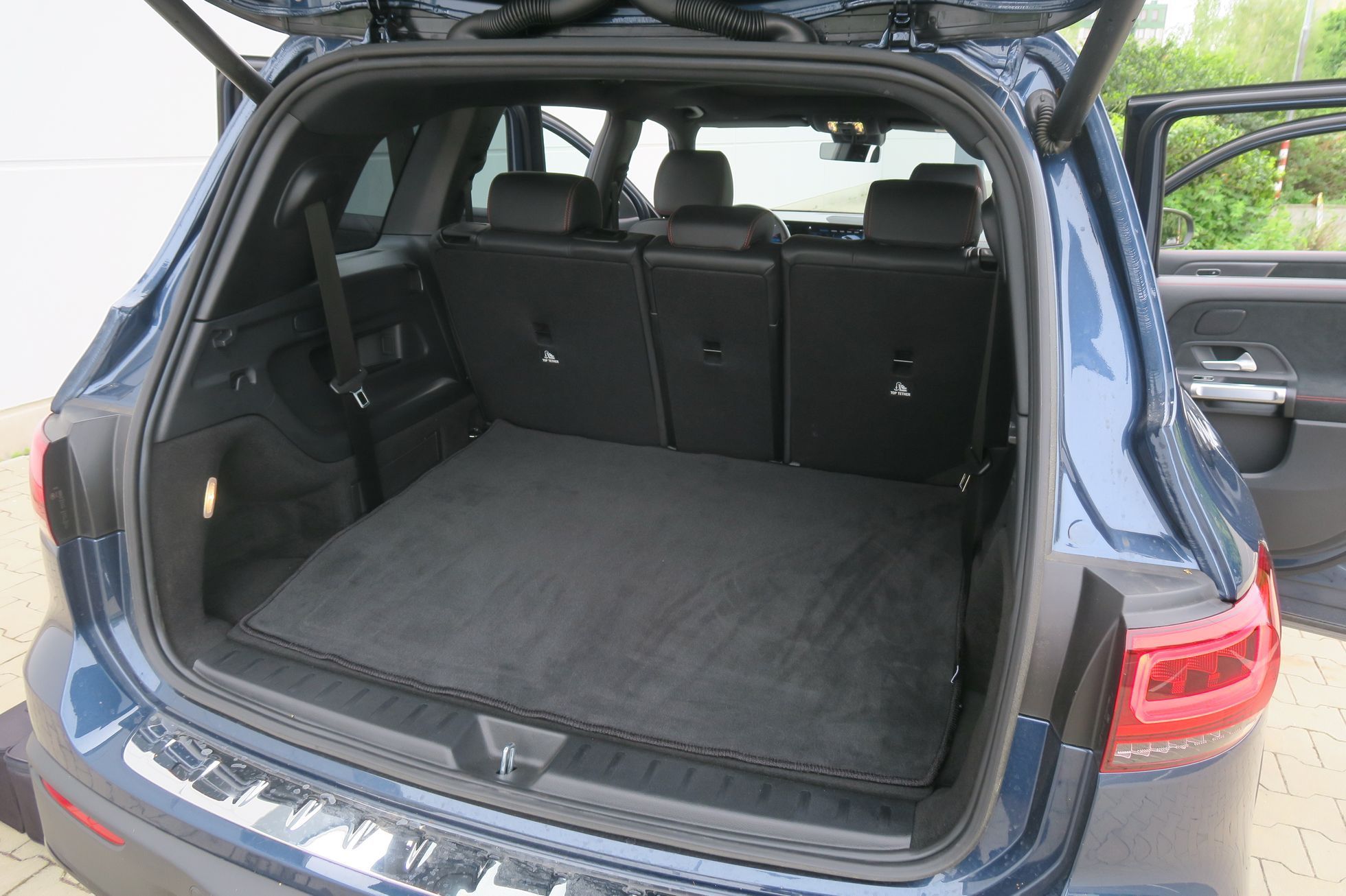 Mercedes EQB test