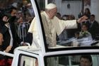 Papež František přiletěl do Chile v pondělí večer. Je to jeho první oficiální návštěva v této latinskoamerické zemi.