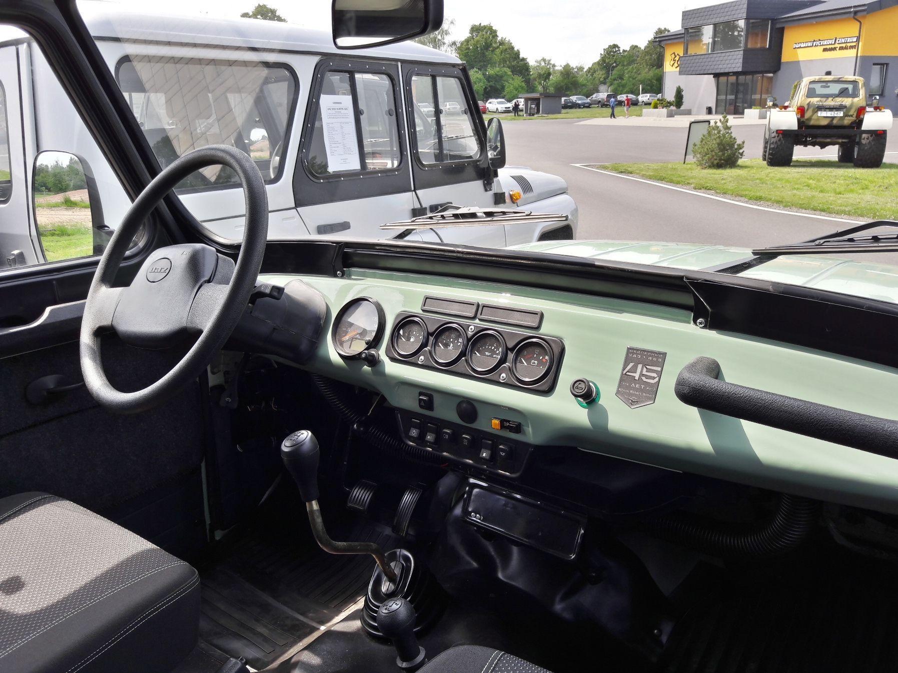 UAZ Hunter