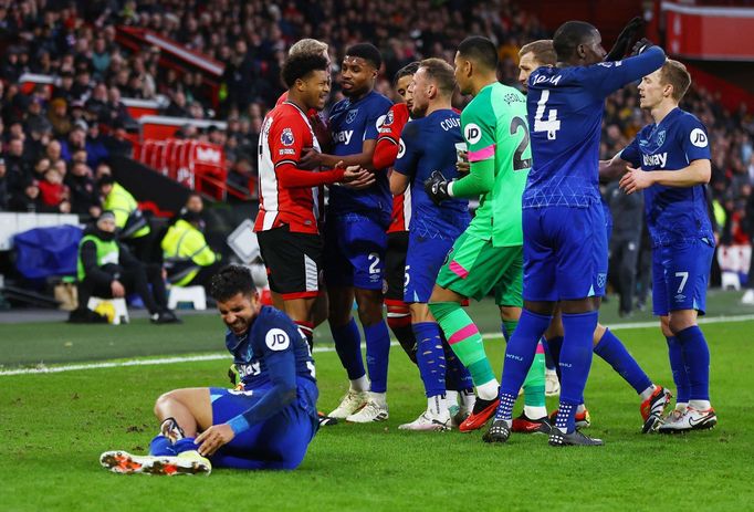 Soccer Football - Premier League - Sheffield United v West Ham United - Bramall Lane, Sheffield, Britain - January 21, 2024 Players from both teams clash before Sheffield