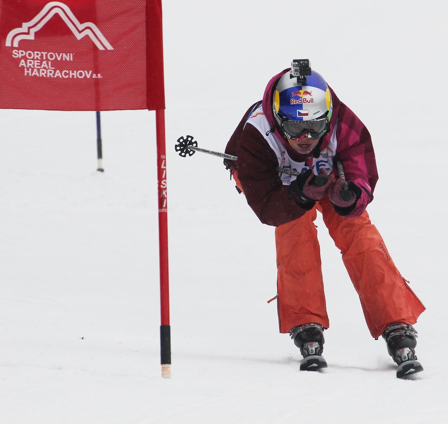 Eva Samková na lyžařském sjezdu RWE KSN cup 2013