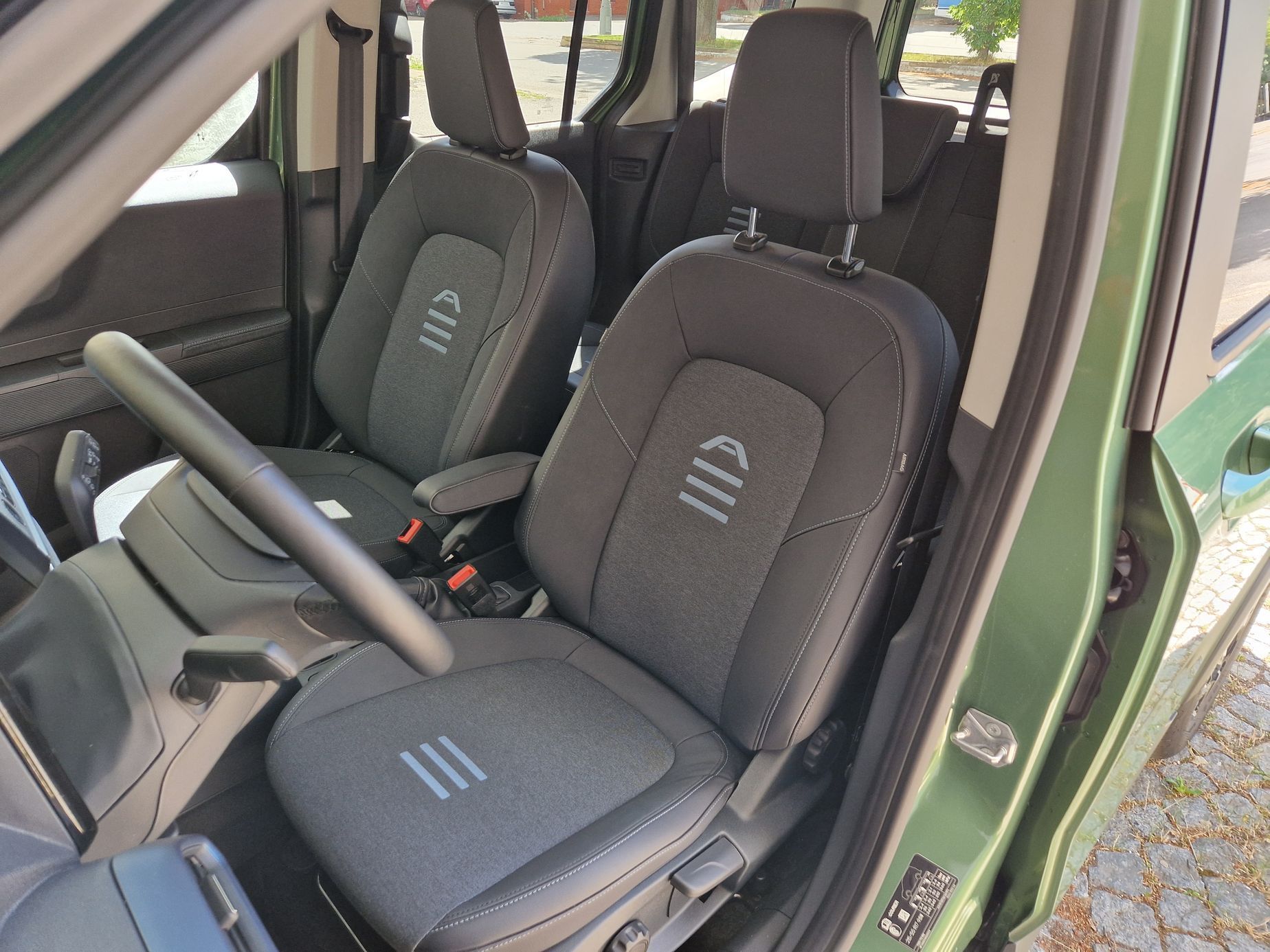 Ford Tourneo Courier Active test