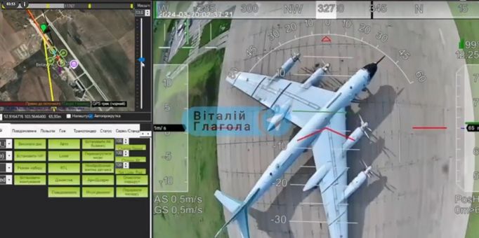 Ukrajinské tajné služby v neděli zaútočili v rámci „operace Pavučina“ na strategické bombardéry na ruských leteckých základnách.