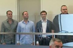 Nejznámější vězeň internetu smí být zase online