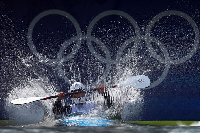 Paris 2024 Olympics - Slalom Canoe - Men's Kayak Cross Time Trial - Vaires-sur-Marne Nautical Stadium - Whitewater, Vaires-sur-Marne, France - August 02, 2024. Amir Rezan