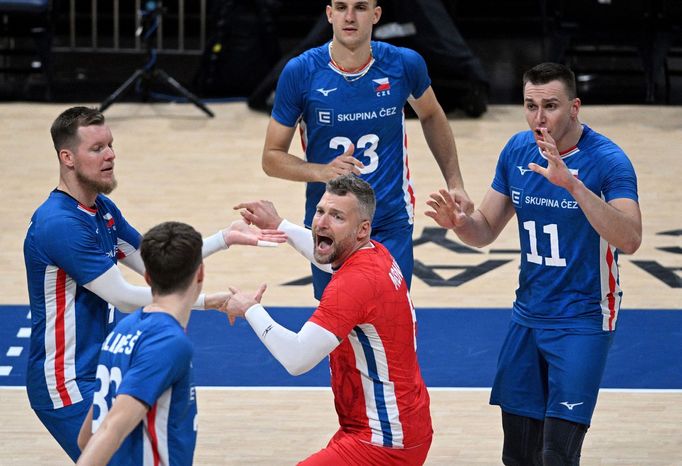 Čeští volejbalisté po výhře nad Tuniskem postupují do čtvrtfinále MS.