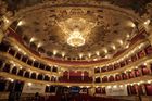 Divadlo je prý jedním z nejkrásnějších evropských operních domů a má vynikající akustiku.