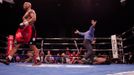 Boxerské knockouty roku 2014 - Amir Mansour vs. Fred Kassi