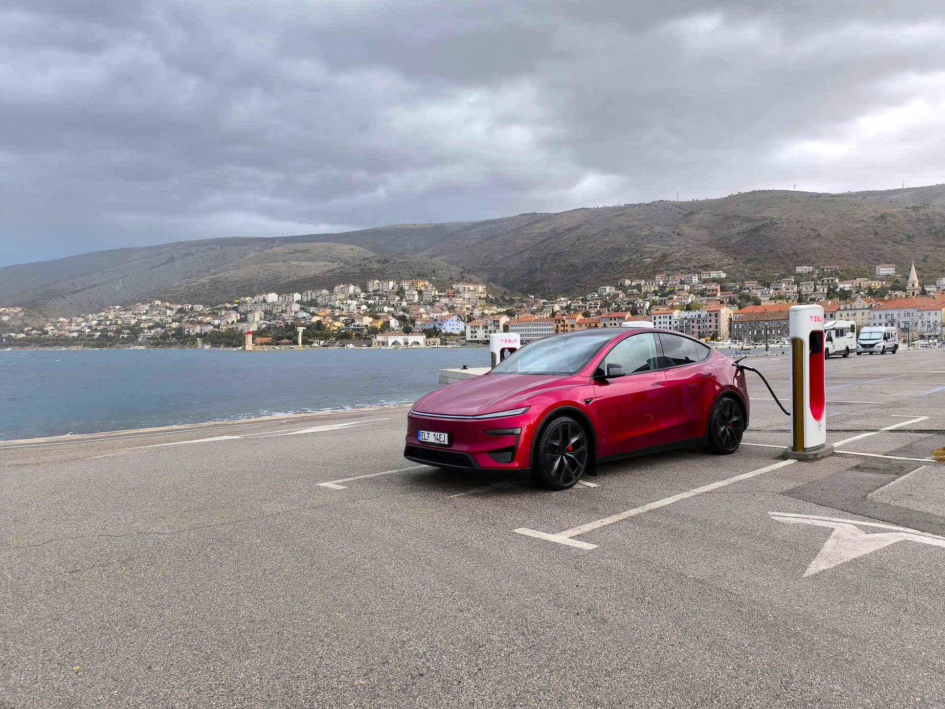 Tesla Model Y Performance Chorvatsko 2025