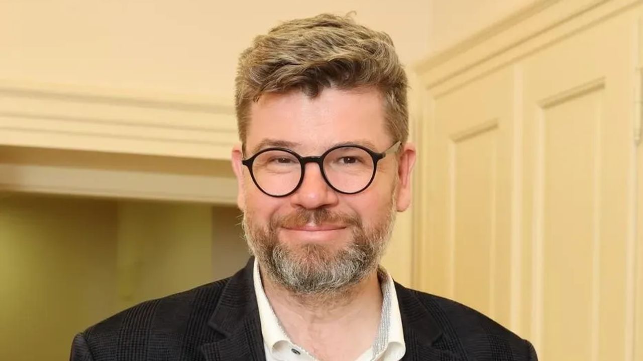 "Jsme unavení, smekám před všemi ženami," říká novopečený otec Jiří Pospíšil