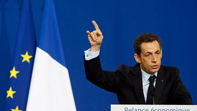 Sarkozy obvinění z ilegálního financování své strany odmítá