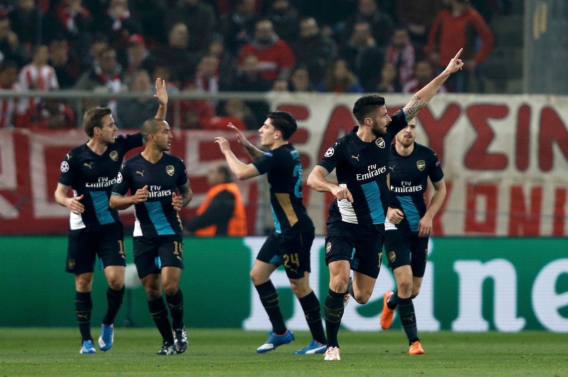 LM, Olympiacos -Arsenal: Arsenal slaví gól na 0:1