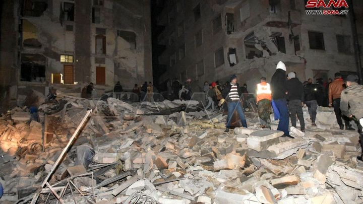 Silné zemětřesení zasáhlo Turecko a Sýrii, zemřelo nejméně 100 lidí; Zdroj foto: Reuters