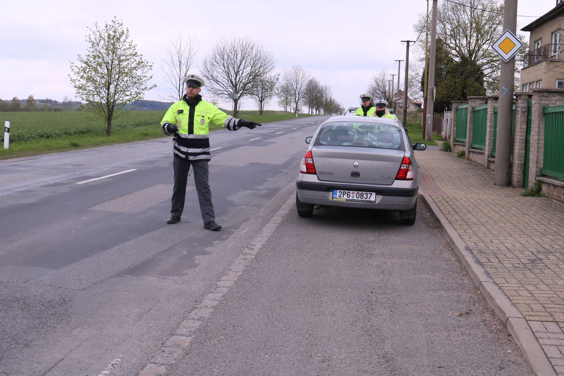 Policie - měření rychlosti