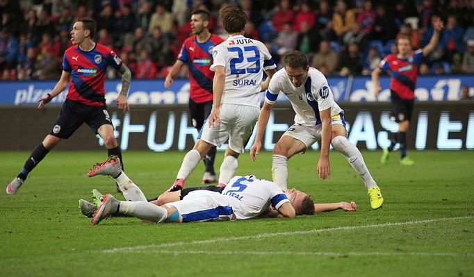 SL, PLzeň-Liberec: Josef Šural a Vladimír Coufal (na zemi)