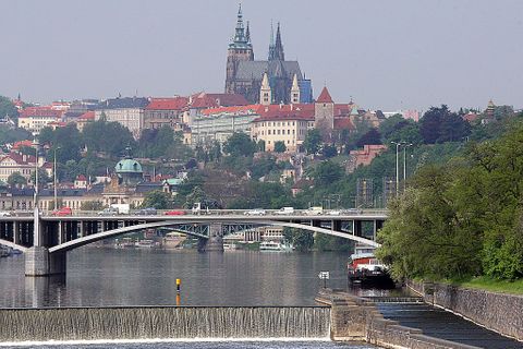 Pražské památky ohrožené