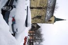 Poprašek se nevyhnul ani místnímu kostelu.