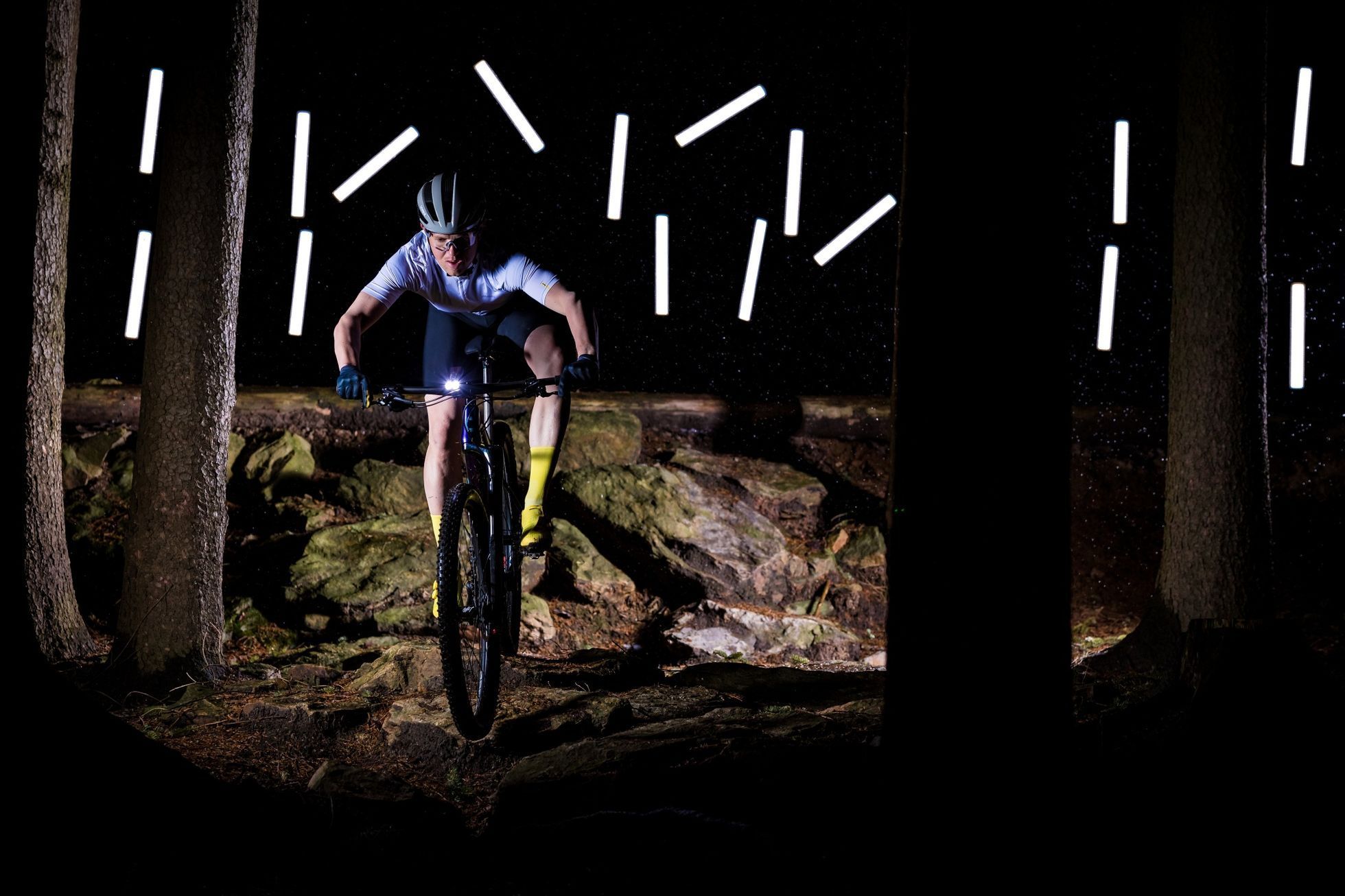 Jaroslav Svoboda: fotografický projekt Dark Ride, cyklistika, MTB, Vysočina Aréna