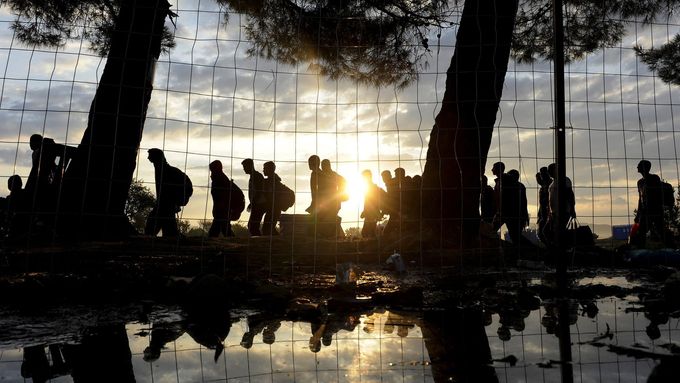 Syrší uprchlíci míří do Eidomeni - k řecko-makedonské hranici.
