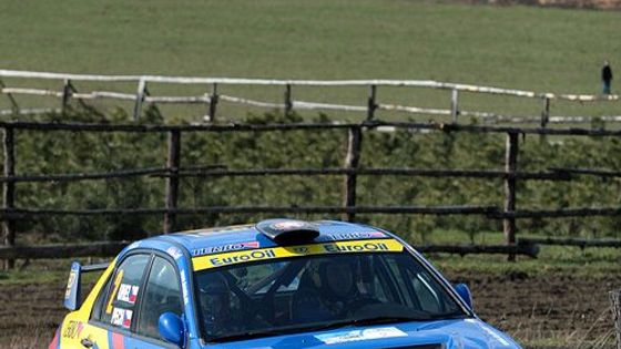 Valašská rallye: Bláto, tma, ale žádná nehoda