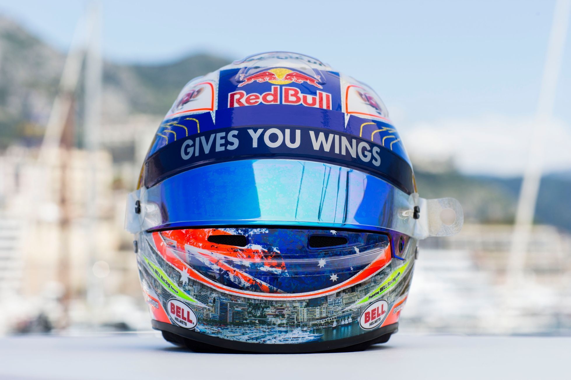 F1, VC Monaka 2013, Daniel Ricciardo, helma