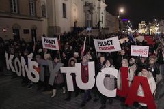 Polští soudci pod tlakem. Za svou svobodu bojují i na hudebních festivalech