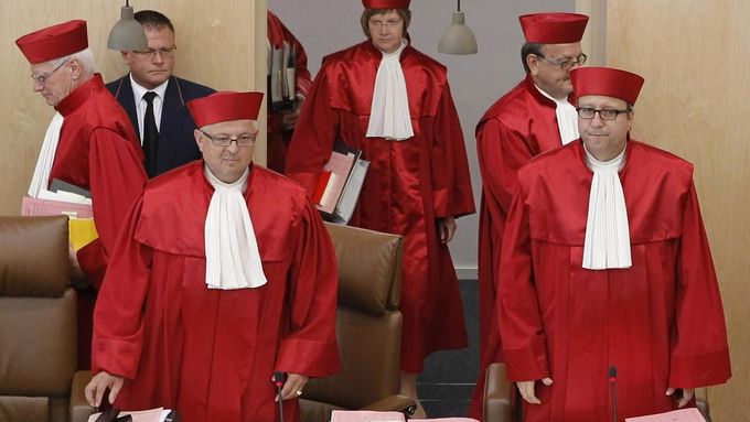 Soudci ústavního soudu v Karlsruhe