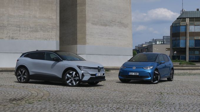 Elektrická bitva o Porýní. Renault Mégane E-Tech proti omlazenému Volkswagenu ID.3