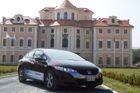 Vodíková Honda FCX Clarity jezdila po českých silnicích