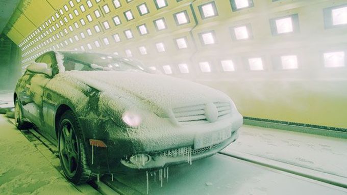 Testy uvnitř největšího klimatického tunelu na světě ve vídeňské společnosti Rail Tec Arsenal