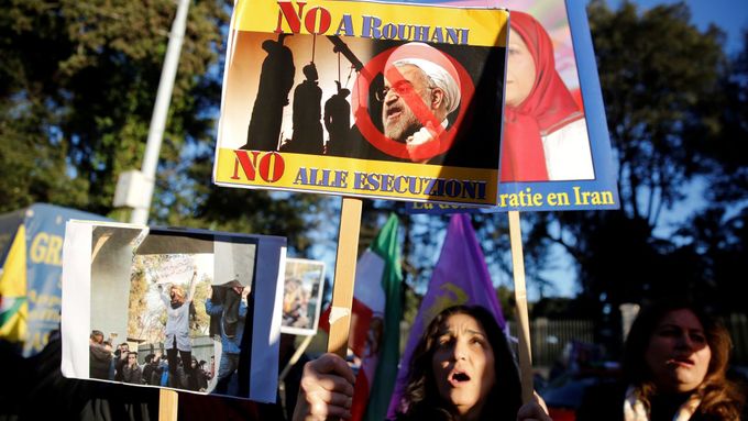 Demonstrace v italském hlavním městě Římě na podporu íránských protestujících.