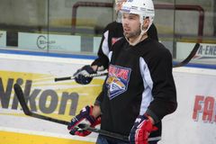 Kovářova lajna dál vládne KHL, Štěpánek opět vychytal výhru