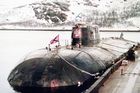 Foto: "Nezničitelný" Kursk měl ustát i zásah torpédem. Po mohutném výbuchu šel ke dnu