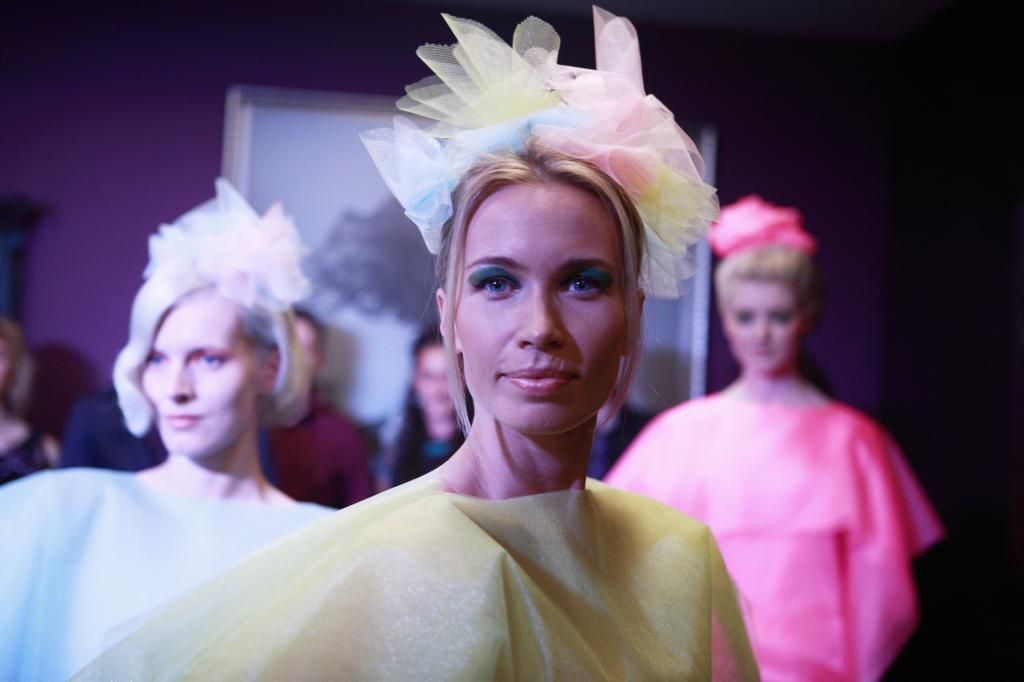 Salon Portrait by Michal Zapoměl