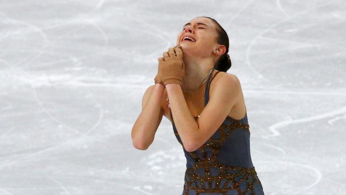 Adelina Sotnikovová snad ani nemůže uvěřit tomu, že vyhrála olympijské hry.