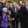 Odhalení pamětní desky Čechoslovákům bojujícím v RAF na památníku na Klárově v Praze