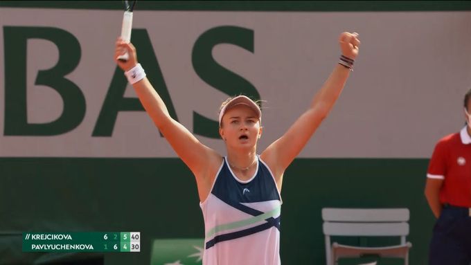 Sestřih finále French Open mezi Barborou Krejčíkovou a Ruskou Anastasií Pavljučenkovovou.