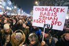 Foto: "Příště přijde milion!" Václavským náměstím zněl hlasitý protest proti Ondráčkovi i Babišovi