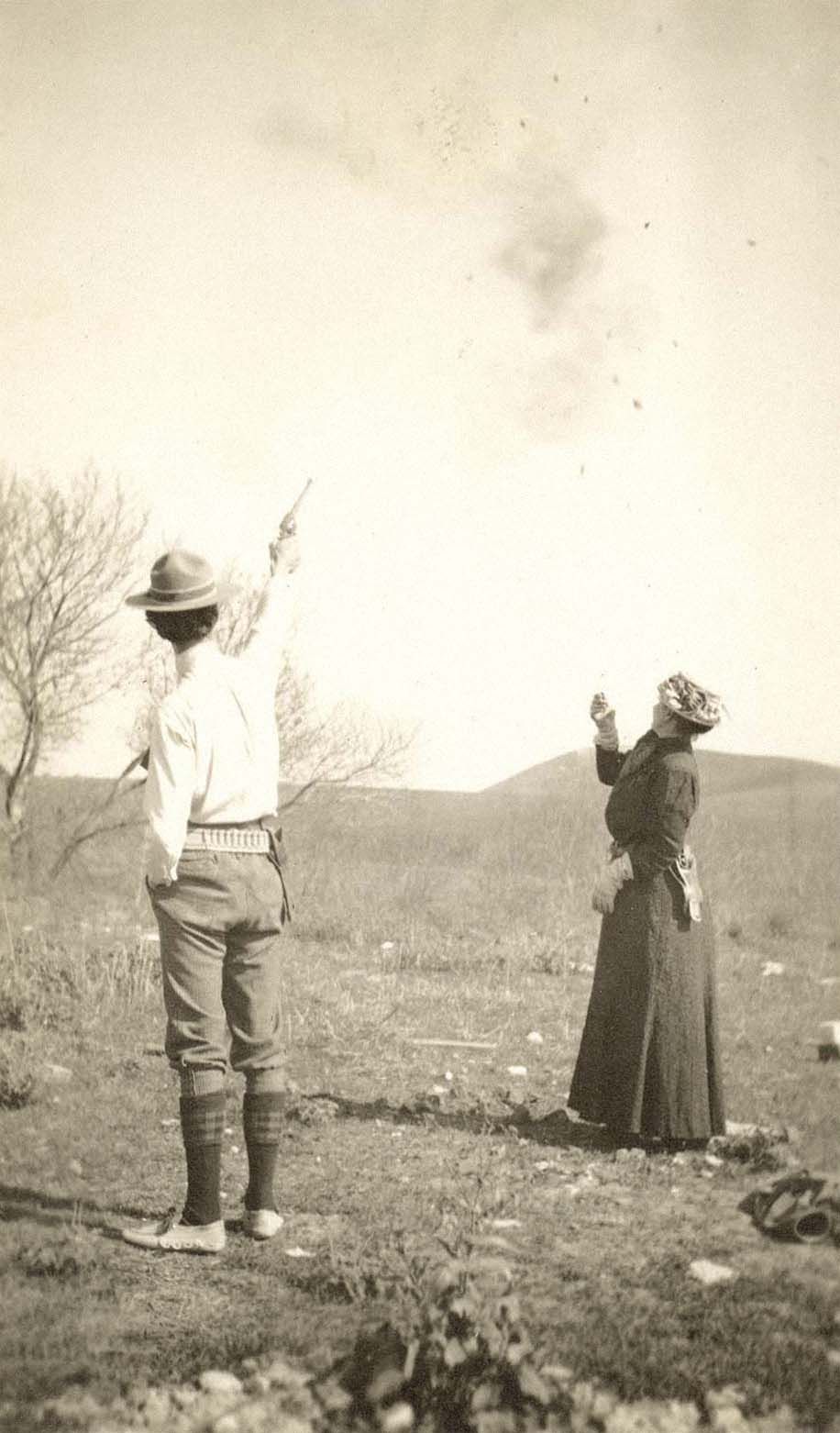 Jednorázové užití / Fotogalerie / Příběh legendy revolverů Colt, kterou koupila nedávno Česká Zbrojovka