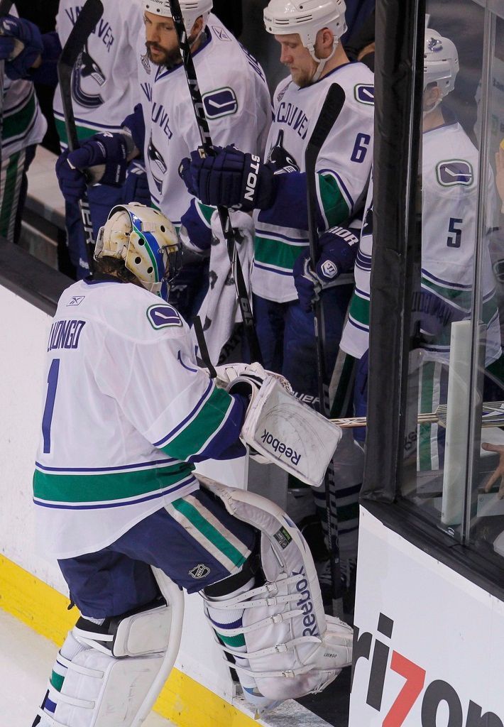 Finále NHL: Boston - Vancouver (Luongo)